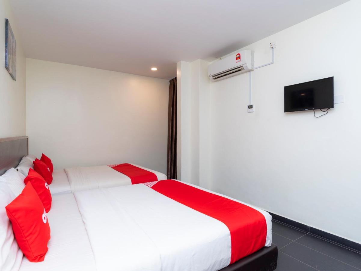 Oyo 44095 Bluewater Hotel Mersing Extérieur photo