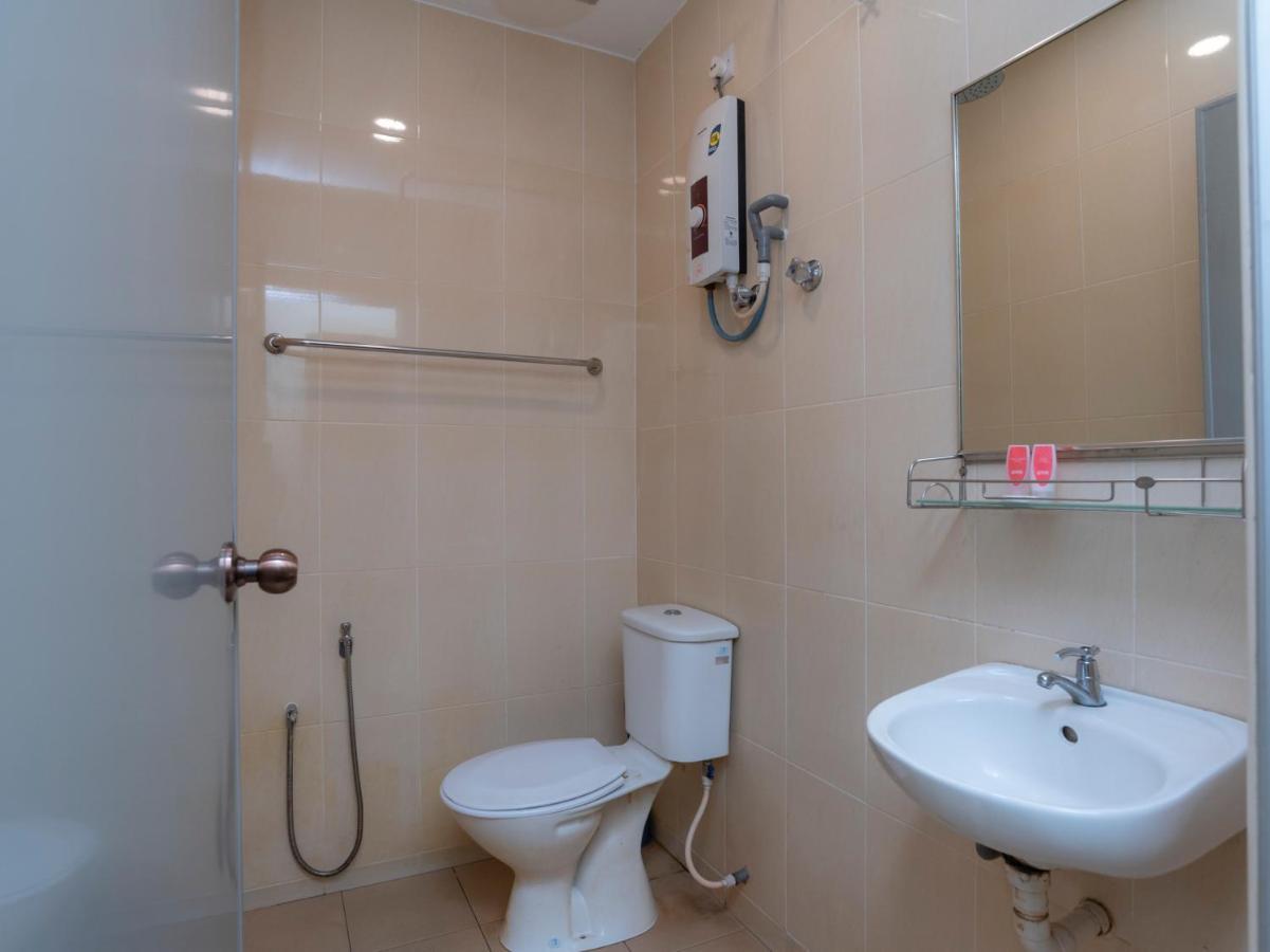 Oyo 44095 Bluewater Hotel Mersing Extérieur photo